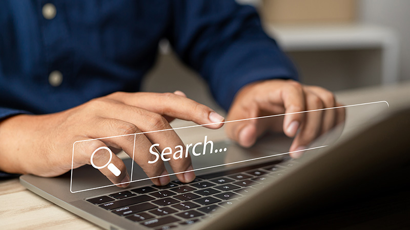 業界特化の多機能検索